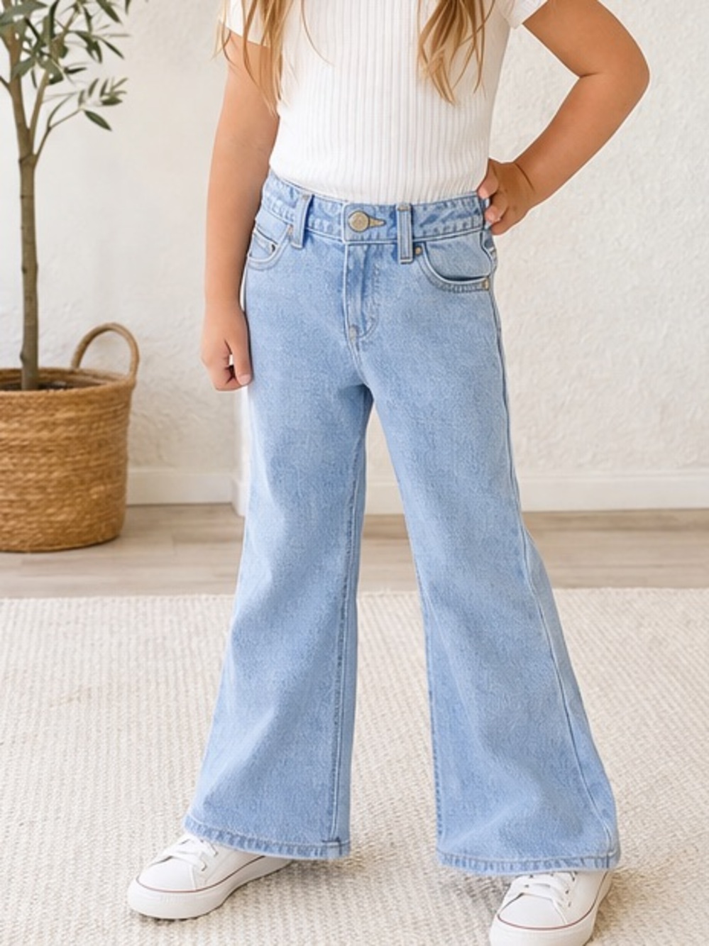 Sonoma Girls Jeans Size 4 Light Wash Flare Elastic Waist Denim